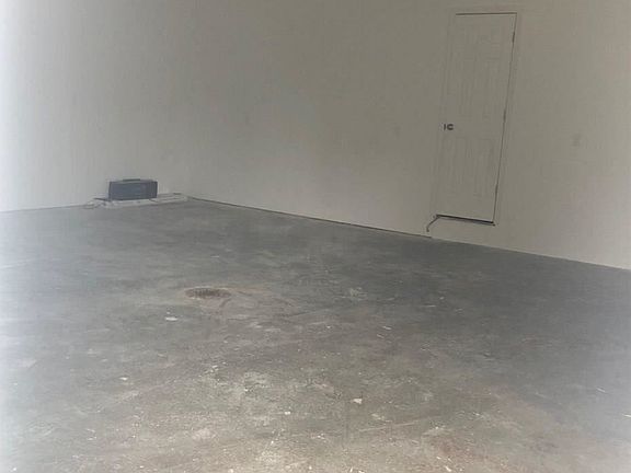 4th image of 2822 Germain Dr
