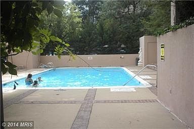 5th image of 1301 N Courthouse Rd APT 1002