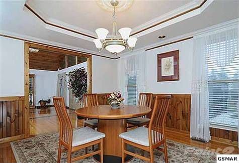 3rd image of 410 Thomas Cir #Po9/08