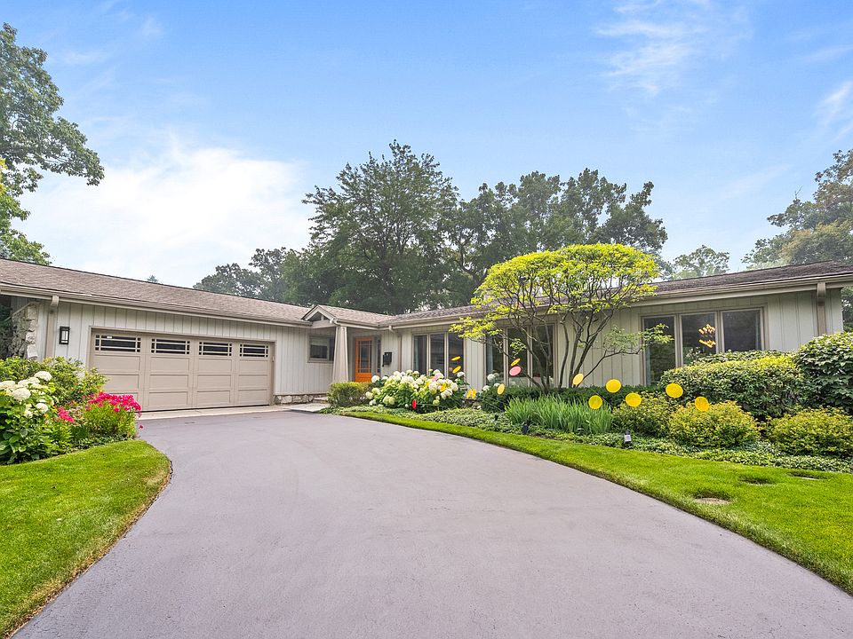 1st image of 421 Heather Ln