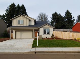 332 NW Pacific Hills Dr, Willamina, OR