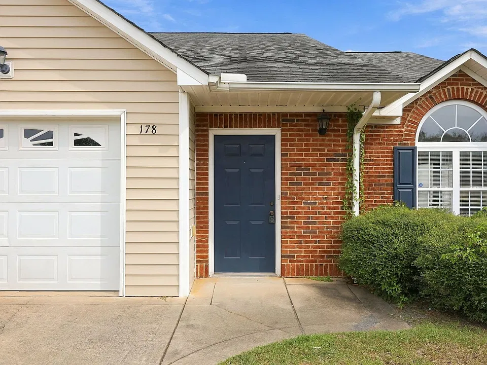 178 Ariel St