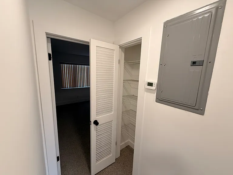 604 NE 9th Ave #3 — Photo 19