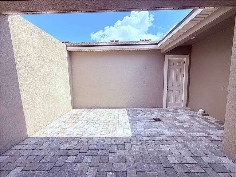 16527 Prairie School Dr — Photo 17