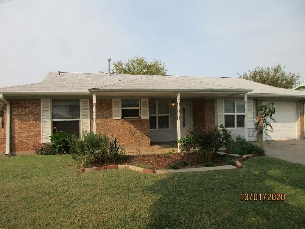 1605 SE Clover Ln, Lawton, OK 73501 Zillow