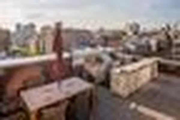 Sold by Compass | media 16