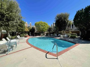 5930 Tampa Ave APT 101, Tarzana, CA 91356