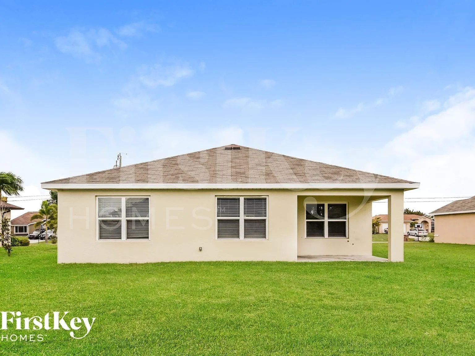 3 bed, 2.0 bath, 1672 sqft, $2,555 — Photo 2