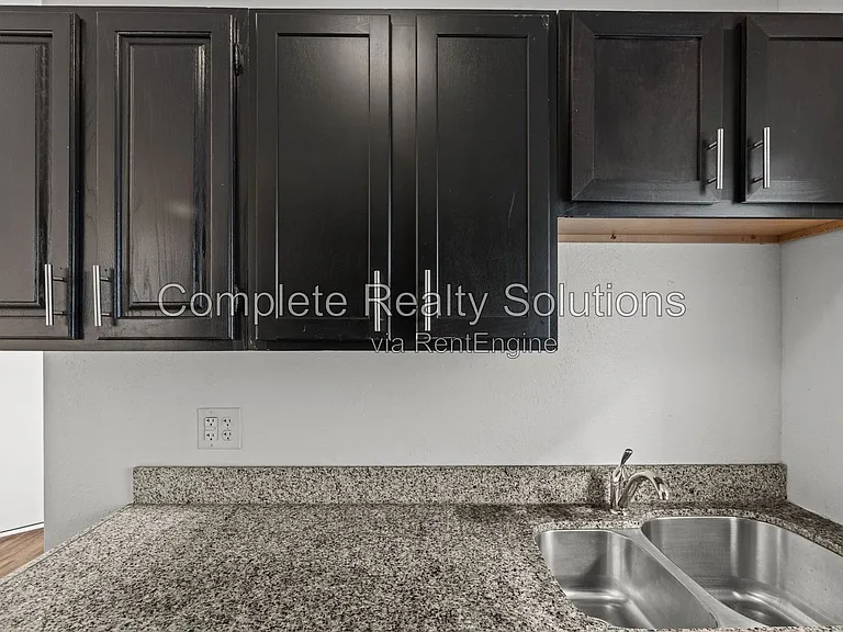 119 Eichelberger St #2E — Photo 21
