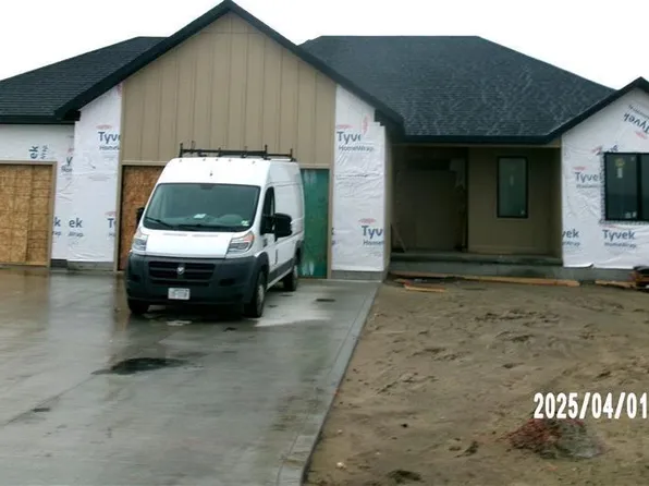 116 Cardinal Ct, South Sioux City, NE 68776