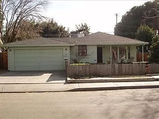 1532 Del Vista Ave photo 1