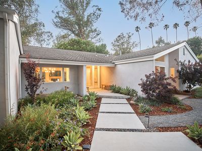 325 Malaga Dr, Santa Barbara, CA, 93108