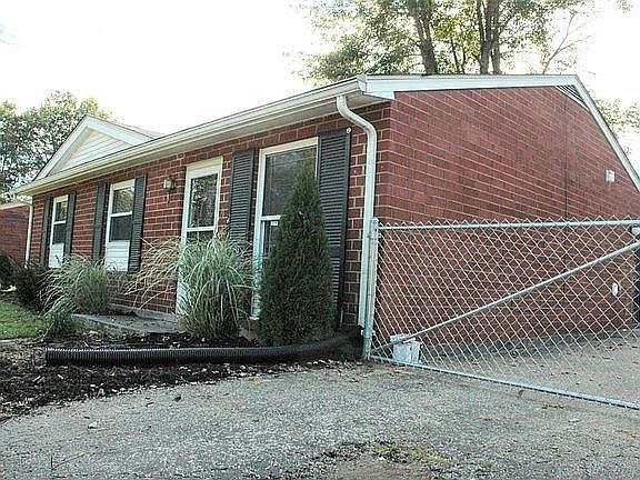 1st image of 712 Glengarry Dr