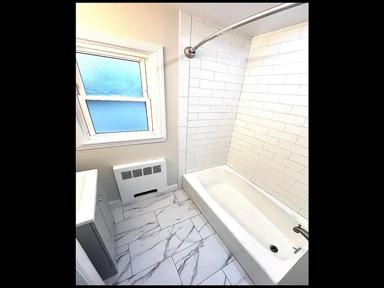 42 Waldo Ave #C — Photo 7