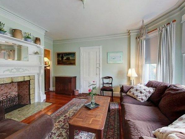 616 Thames St #1