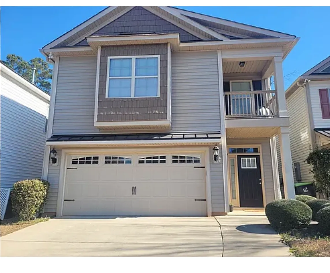 4 bed, 2300 sqft, $2,099 — Photo 1