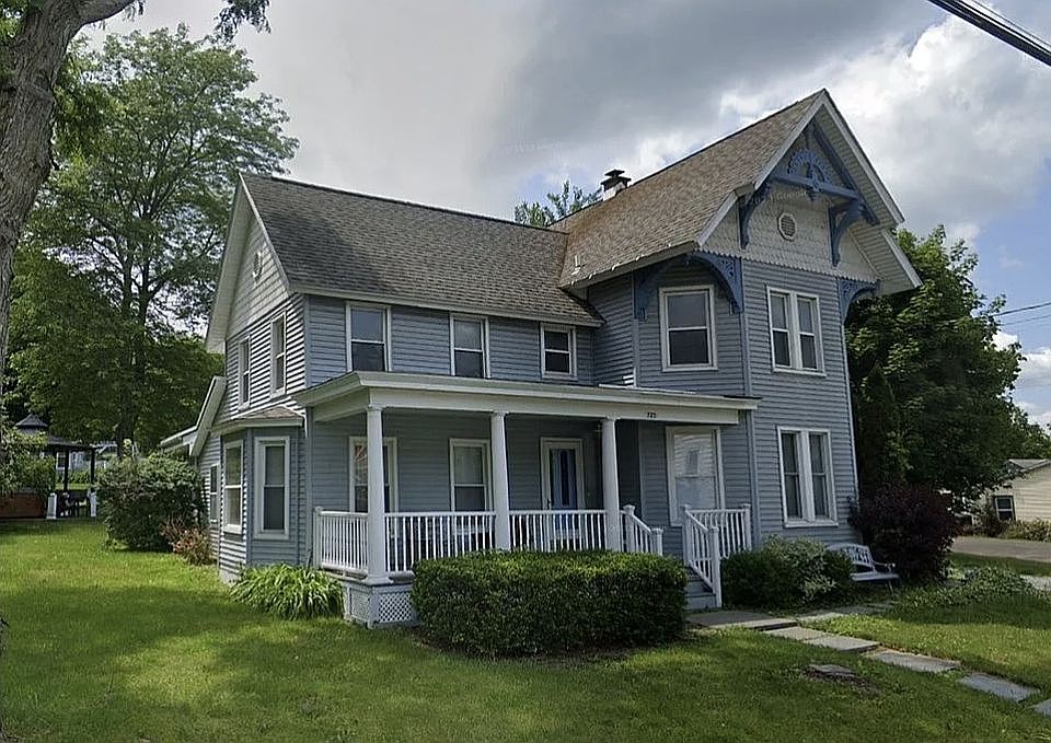 1st image of 720 New Salem Rd