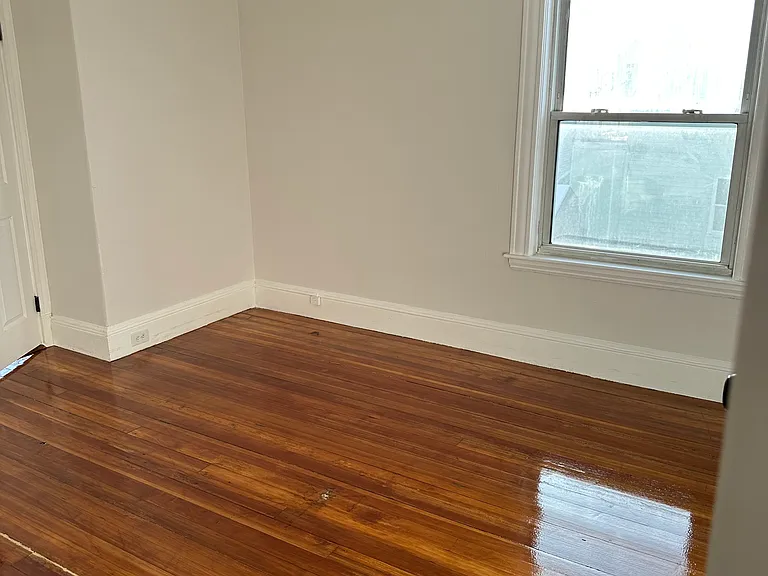 Bedroom/home office