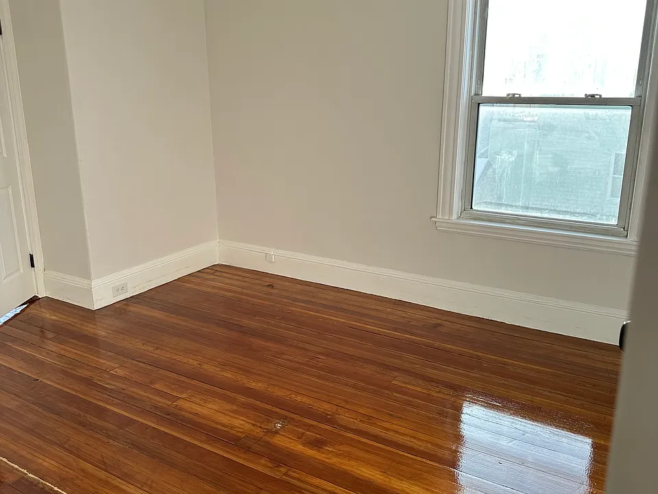 Bedroom/home office