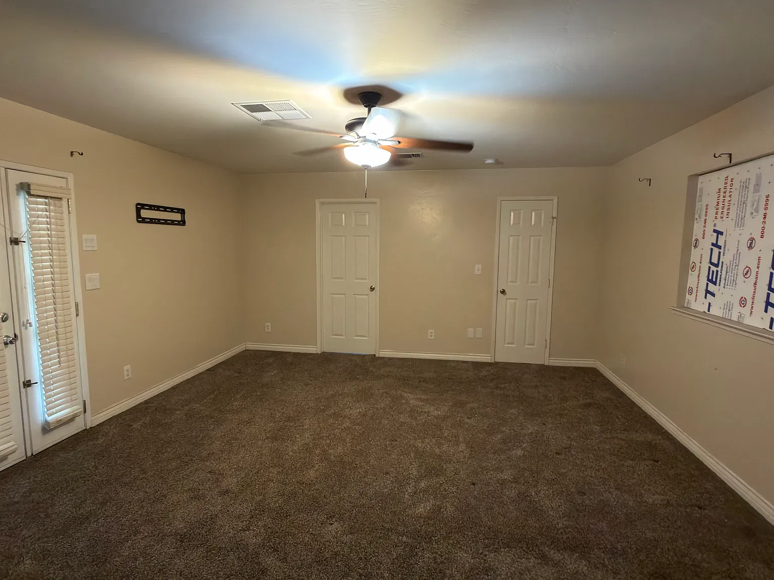3 bed, 1629 sqft, $2,700 — Photo 4