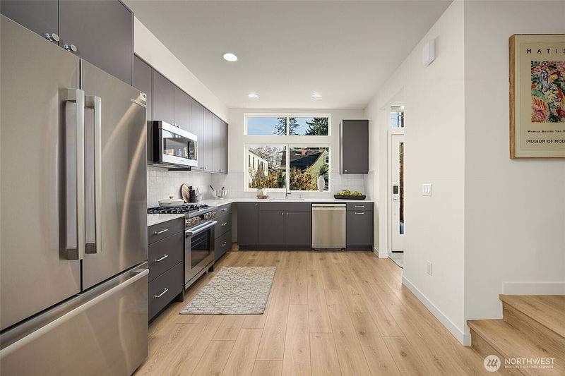 5th image of 8317 B 12th Avenue NW