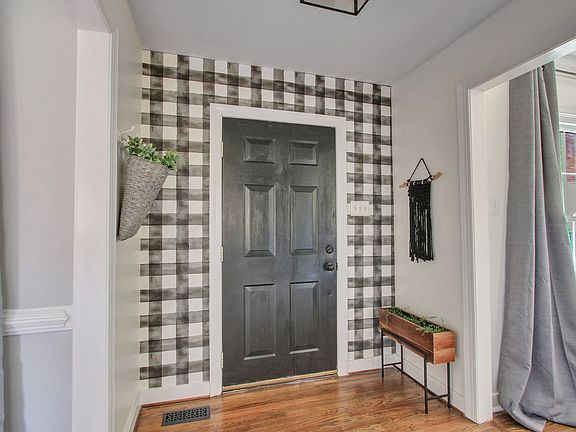 4th image of 12201 Isleworth Ct