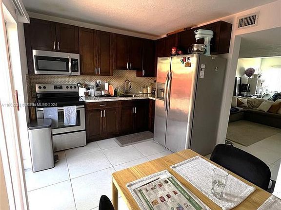 4th image of 8231 NW 5th Ln APT 269