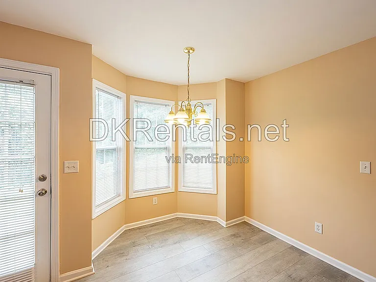 7712 Autry Cir #408 — Photo 9
