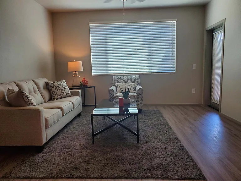 Pinon Lofts — Photo 1
