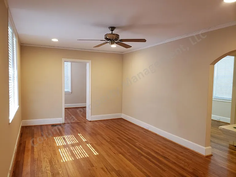420 Bonham Rd — Photo 5