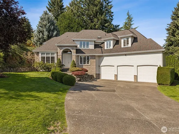 3910 Curran Lane W, University Place, WA 98466