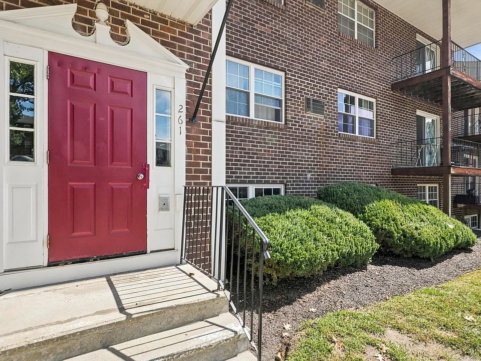 1st image of 261 Boston Post Rd E APT 4