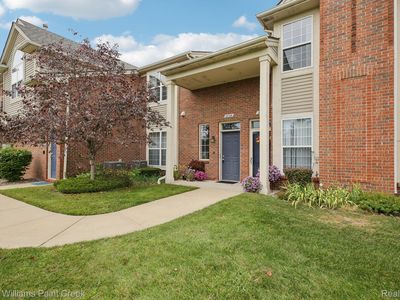 2056 Leighton Dr, Shelby Township, MI, 48317