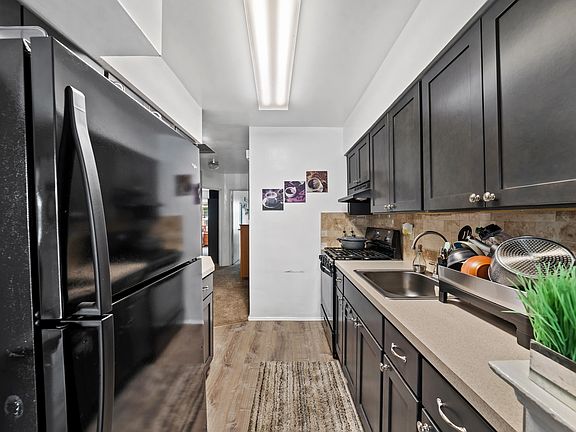 5th image of 3220 71st St