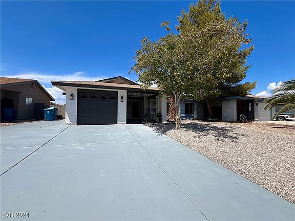 3rd image of 4774 Mahogany Dr