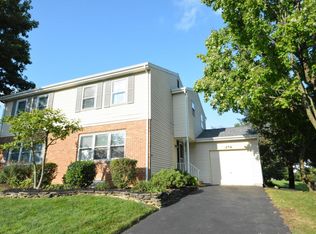 2309 Valley Rd, East Petersburg, PA 17520