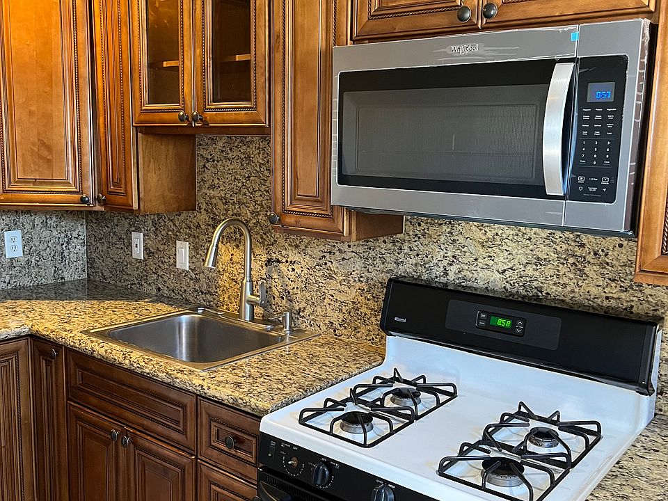 1st image of 4392 Del Santos Dr