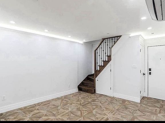 3rd image of 43 Columbia Pl #1F