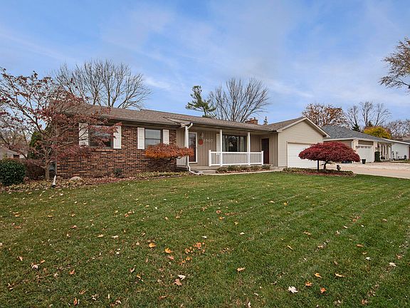 2nd image of 3907 42nd St SW