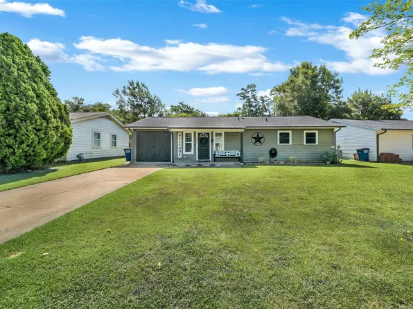 1002 Irion Dr, Euless, TX 76039