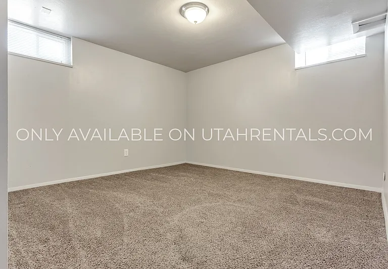 322 E Robert Ave #1 — Photo 15