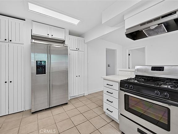 5th image of 3731 W 118th St