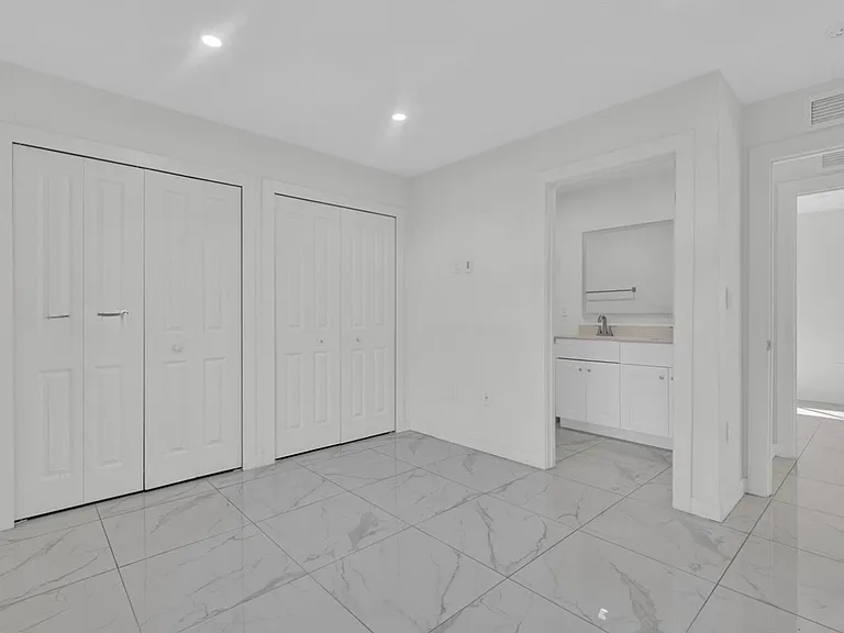 2490 NW 44th St #2490 — Photo 11