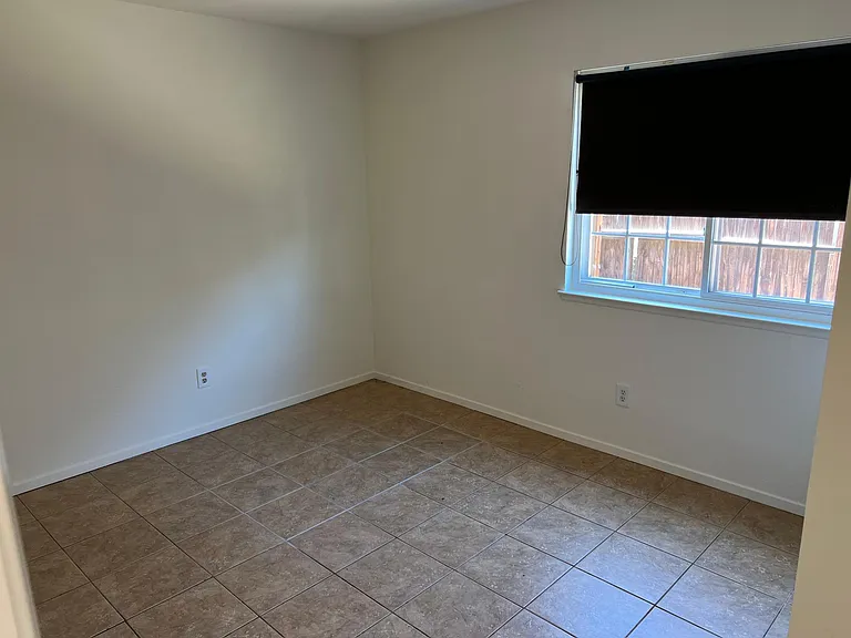 44209 Foxton Ave — Photo 7