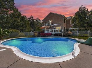 1058 Lake Oaks Ln, Goodview, VA 24095