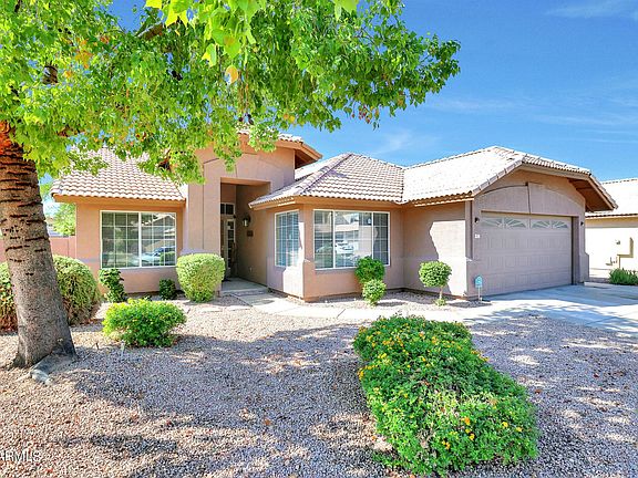 3rd image of 5627 W Tonopah Dr