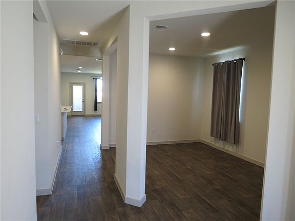 4th image of 4604 Oxgang Dr