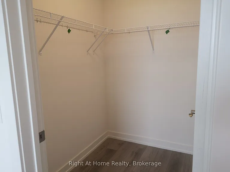 255 Northfield Dr E #410 — Photo 4