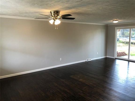 5th image of 228 Havenhill Dr
