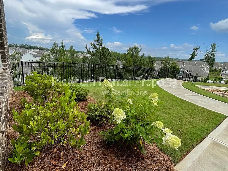 5221 Riden Ct — Photo 5